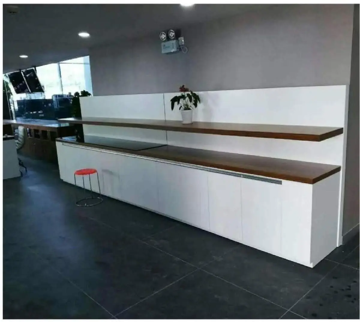 Banking furniture product 180