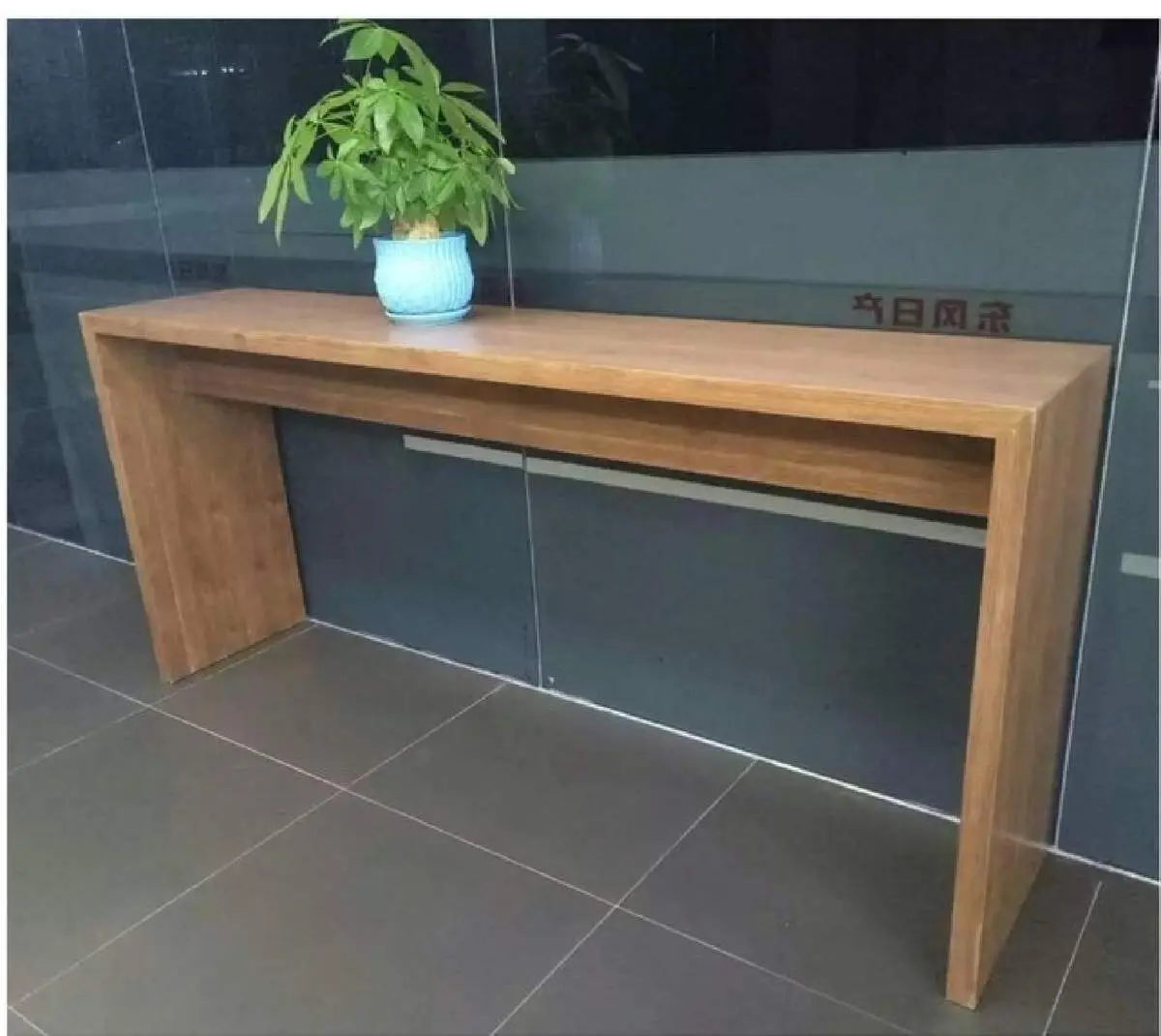 Banking furniture product 185