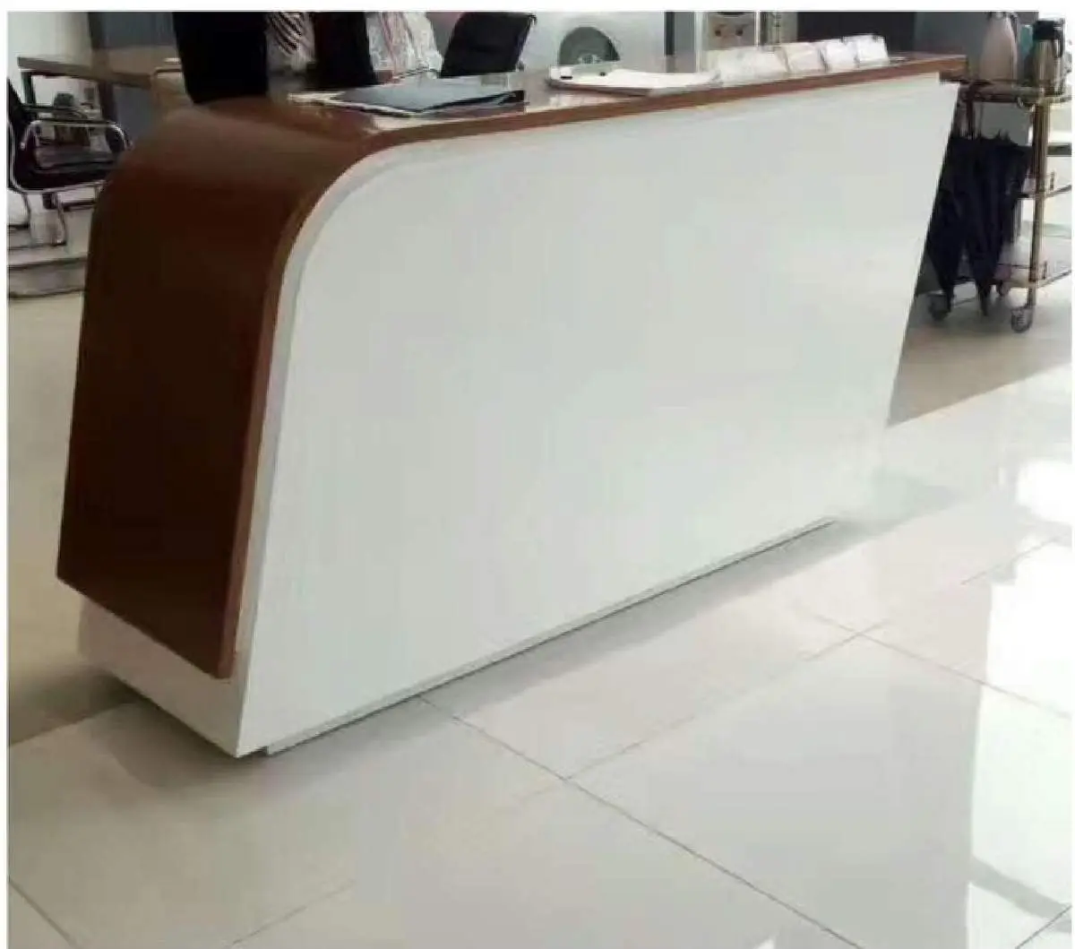 Banking furniture product 186