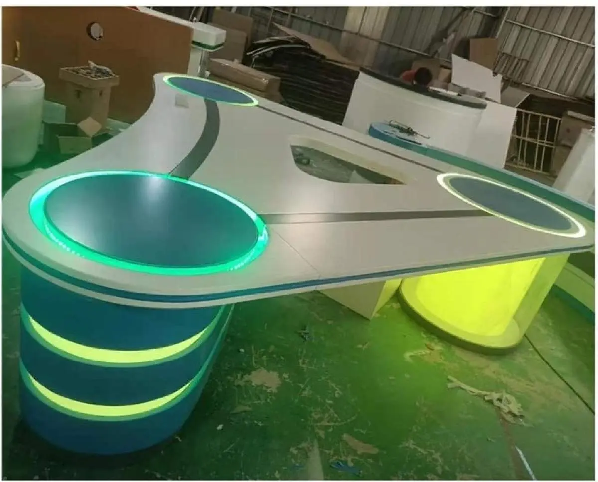 Banking furniture product 250