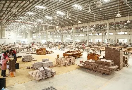 Raw timber preparation workshop